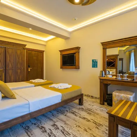 فندق ريس رويال 3*