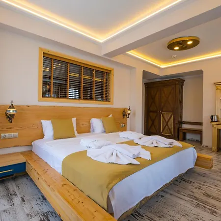 فندق ريس رويال 3*