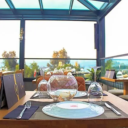 Reis Royal Hotell 3*