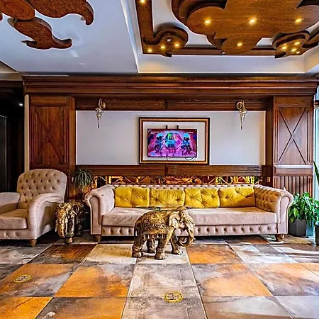 Reis Royal Hotel