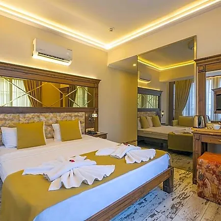 Reis Royal Hotell