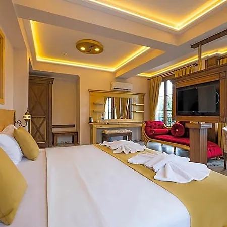 Reis Royal Hotell 3*