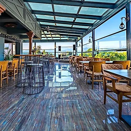Reis Royal Hotell 3*